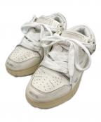 1989 STUDIOナインティーンエイティーナイン）の古着「DIRTY SNEAKERS」｜ホワイト