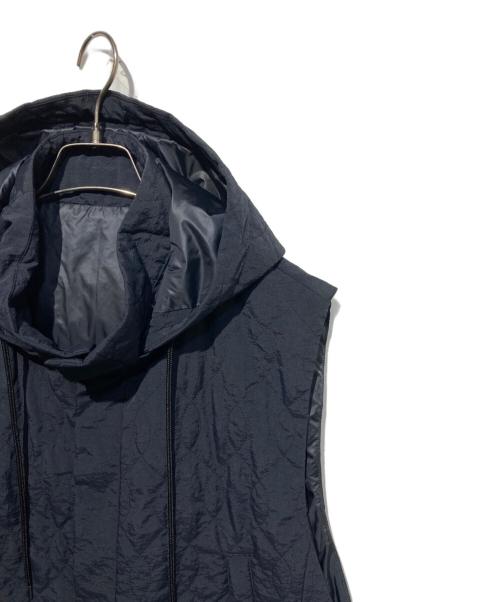 JOURNAL STANDARD（ジャーナルスタンダード）JOURNAL STANDARD (ジャーナルスタンダード) ナイロンナカワタキルトベスト ブラック サイズ:　の古着・服飾アイテム