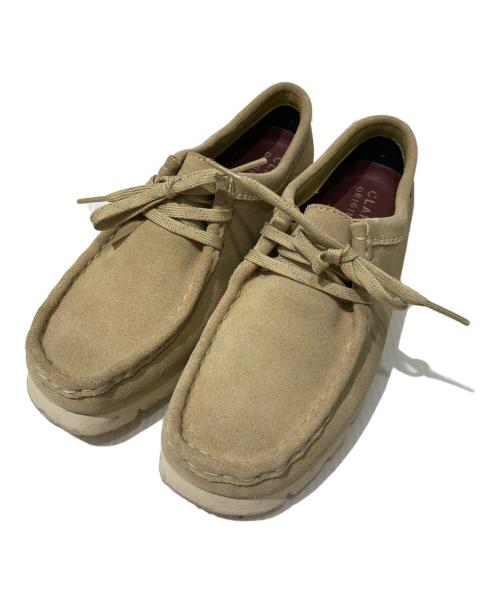 CLARKS（クラークス）CLARKS (クラークス) ワラビーブーツ ベージュ サイズ:23.5の古着・服飾アイテム