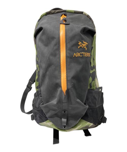 ARC'TERYX（アークテリクス）ARC'TERYX (アークテリクス) BEAMS (ビームス) 別注 ARRO22 バックパック オリーブの古着・服飾アイテム