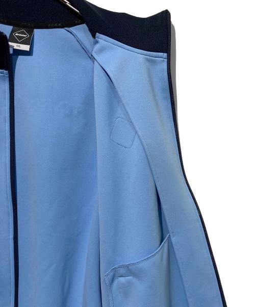 F.C.R.B.（エフシーレアルブリストル）F.C.R.B. (エフシーレアルブリストル) TRAINING TRACK JACKET ライトブルー サイズ:XXLの古着・服飾アイテム