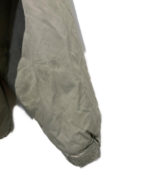 USED（ユーズド）USED (ユーズド) ECWCS GEN3 LEVEL7 プリマロフトジャケット カーキ サイズ:Medium Regularの古着・服飾アイテム