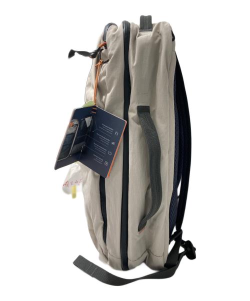 bellroy（ベルロイ）Bellroy (ベルロイ) リュック ベージュの古着・服飾アイテム