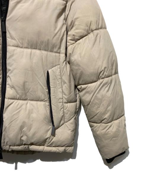 THE VERY WARM（ザ ベリーワーム）THE VERY WARM (ザ ベリーワーム) PUFFER JACKET ベージュ サイズ:Sの古着・服飾アイテム