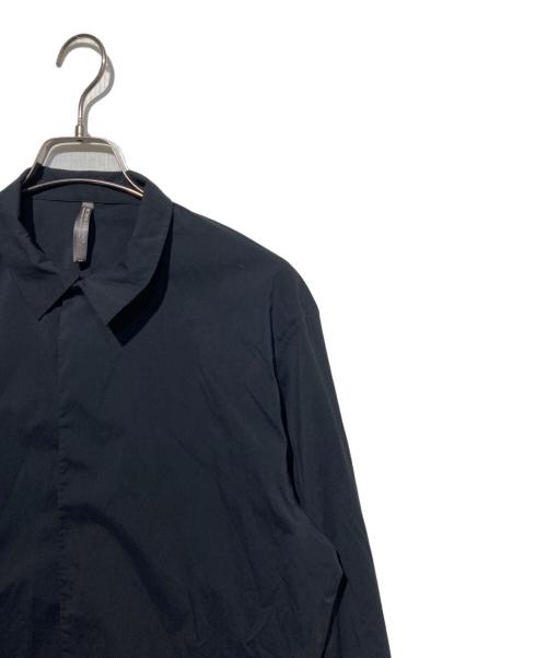 ARC'TERYX VEILANCE（アークテリクスヴェイランス）ARC'TERYX VEILANCE (アークテリクスヴェイランス) Metry LS Shirt ブラック サイズ:Sの古着・服飾アイテム