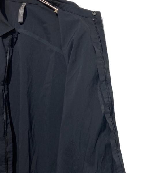 ARC'TERYX VEILANCE（アークテリクスヴェイランス）ARC'TERYX VEILANCE (アークテリクスヴェイランス) Metry LS Shirt ブラック サイズ:Sの古着・服飾アイテム