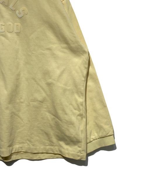 FOG ESSENTIALS（フィアオブゴッド エッセンシャル）FOG ESSENTIALS (フィアオブゴッド エッセンシャル) アーチロゴカットソー イエロー サイズ:Lの古着・服飾アイテム
