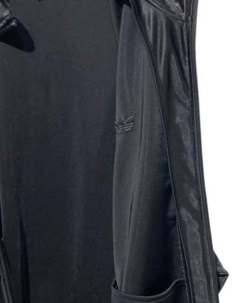 adidas（アディダス）adidas (アディダス) Q3 オーバーサイズ トラックトップ ブラック サイズ:2XLの古着・服飾アイテム