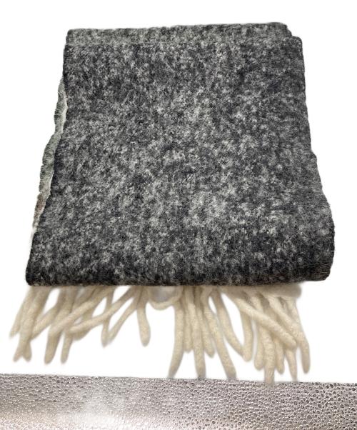maison kitsune（メゾンキツネ）maison kitsune (メゾンキツネ) GRADIENT FRINGED SCARF ホワイト×グレーの古着・服飾アイテム