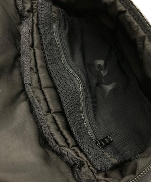 Y-3（ワイスリー）Y-3 (ワイスリー) ウエストバッグ ブラックの古着・服飾アイテム