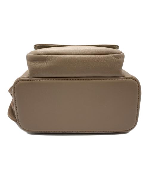 FURLA（フルラ）FURLA (フルラ) Flow MINI フロー ミニ リュック ベージュの古着・服飾アイテム