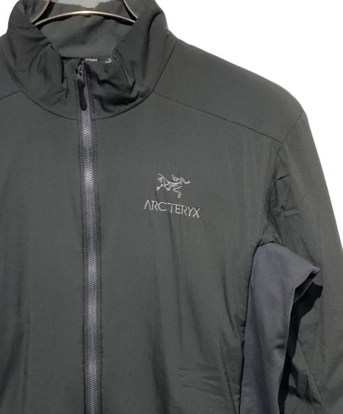 ARC'TERYX（アークテリクス）ARC'TERYX (アークテリクス) ATOM JACKET グレー サイズ:Ｓの古着・服飾アイテム