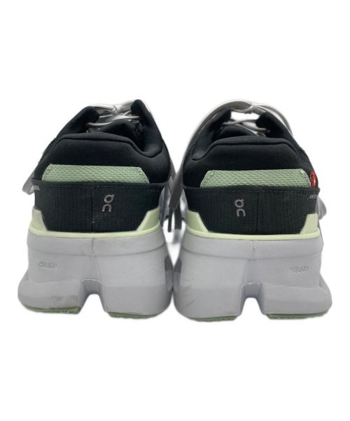 on（オン）on (オン) Cloudrunner 2 ローカットスニーカー グレー サイズ:25.5cmの古着・服飾アイテム