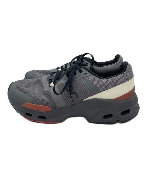 on（オン）on (オン) Cloudpulse ローカットスニーカー グレー サイズ:25.5cmの古着・服飾アイテム