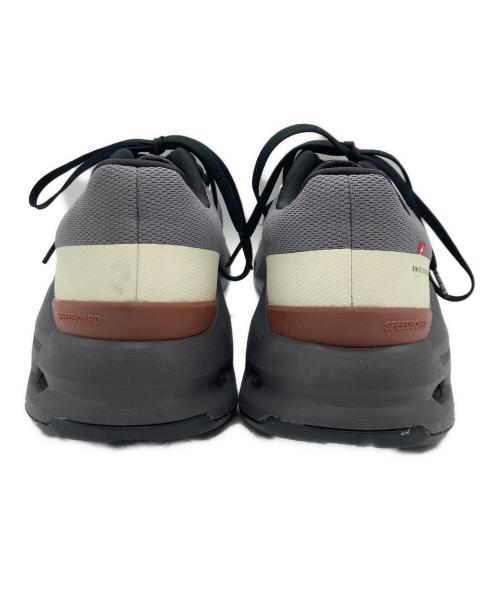 on（オン）on (オン) Cloudpulse ローカットスニーカー グレー サイズ:25.5cmの古着・服飾アイテム