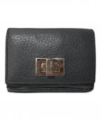 FENDIフェンディ）の古着「ピーカブーコンパクトウォレット」｜グレー