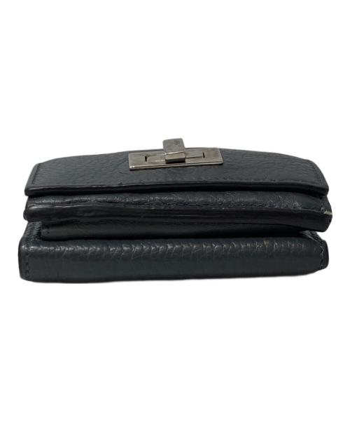 FENDI（フェンディ）FENDI (フェンディ) ピーカブーコンパクトウォレット グレーの古着・服飾アイテム