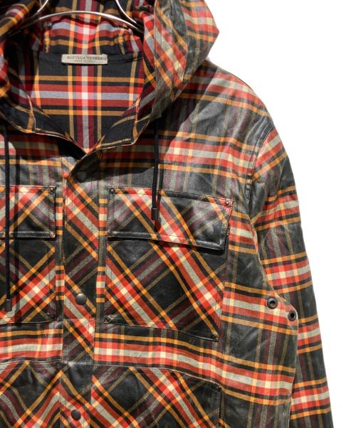 BOTTEGA VENETA（ボッテガベネタ）BOTTEGA VENETA (ボッテガベネタ) コーティング加工 フーデットチェックジャケット オレンジ サイズ:50の古着・服飾アイテム