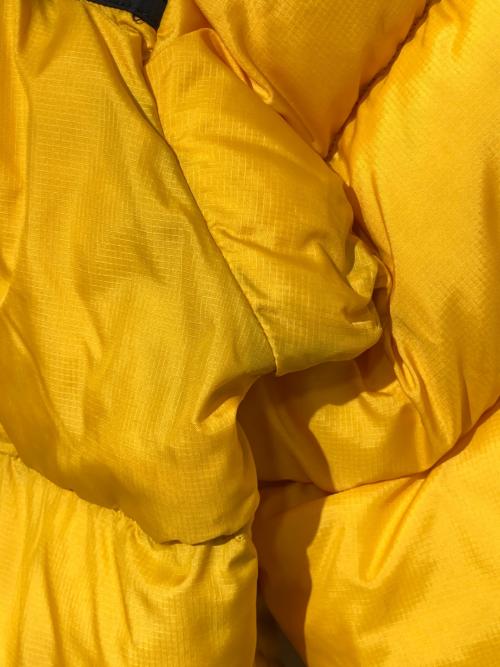 THE NORTH FACE（ザ ノース フェイス）THE NORTH FACE (ザ ノース フェイス) ヌプシジャケット イエロー×ブラック サイズ:Mの古着・服飾アイテム