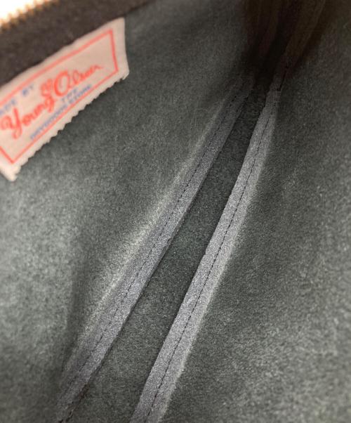 YOUNG & OLSEN The DRYGOODS STORE（ヤングアンドオルセン ザ ドライグッズストア）YOUNG & OLSEN The DRYGOODS STORE (ヤングアンドオルセン ザ ドライグッズストア) FRAMeWORK (フレームワーク) ストラップ付2WAYポーチ ブラックの古着・服飾アイテム