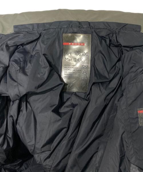 PRADA SPORTS（プラダスポーツ）PRADA SPORTS (プラダスポーツ) スタンドカラー中綿コート オリーブ サイズ:42の古着・服飾アイテム