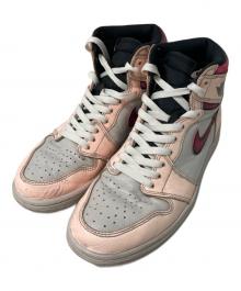 NIKE（ナイキ）の古着「AIR JORDAN 1 RETRO HIGH OG DEFIANT "NYC TO PARIS"」｜グレー×ピンク