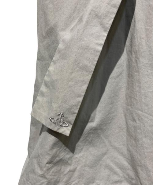 Vivienne Westwood RED LABEL（ヴィヴィアンウエストウッドレッドレーベル）Vivienne Westwood RED LABEL (ヴィヴィアンウエストウッドレッドレーベル) ベルト付半袖シャツワンピース グレー サイズ:2の古着・服飾アイテム