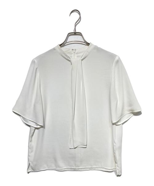 icB（アイシービー）icB (アイシービー) 【洗える】BackSatinAmunzen 5分袖スカーフタイブラウス ホワイト サイズ:ＸＳの古着・服飾アイテム
