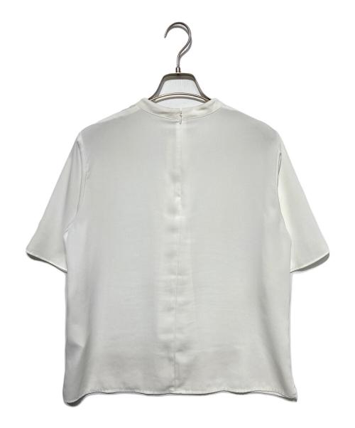 icB（アイシービー）icB (アイシービー) 【洗える】BackSatinAmunzen 5分袖スカーフタイブラウス ホワイト サイズ:ＸＳの古着・服飾アイテム