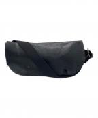 Uni&co.ユニアンドコー）の古着「レザーメッセンジャーバッグ」｜ブラック