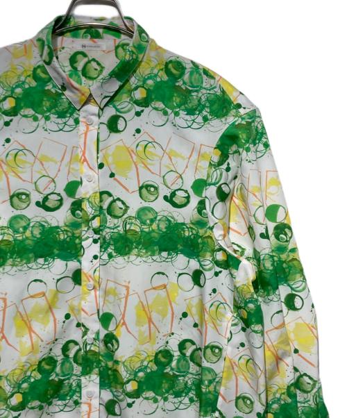 HERALBONY（ヘラルボニー）HERALBONY (ヘラルボニー) シャツワンピース「タイトル不明」 ホワイト×グリーン サイズ:Fの古着・服飾アイテム