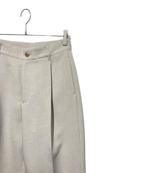 MARW UNITED ARROWS（マルゥ ユナイテッドアローズ）MARW UNITED ARROWS (マルゥ ユナイテッドアローズ) タックストレートパンツ ベージュ サイズ:38の古着・服飾アイテム