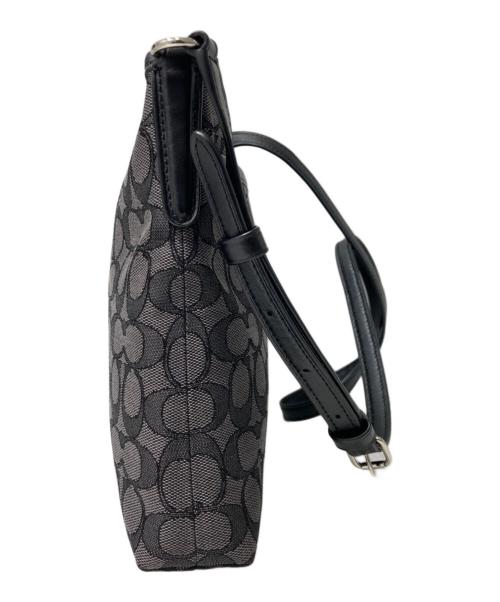 COACH（コーチ）COACH (コーチ) シグネチャーショルダーバッグ ブラックの古着・服飾アイテム