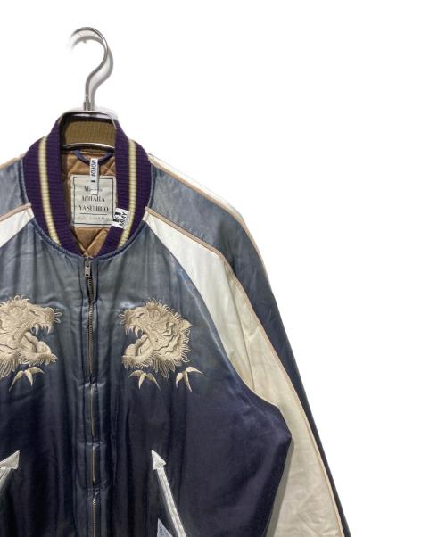 Maison MIHARA YASUHIRO（メゾン ミハラ ヤスヒロ）Maison MIHARA YASUHIRO (メゾン ミハラ ヤスヒロ) SOUVENIR JACKET スカジャン グレー サイズ:46の古着・服飾アイテム