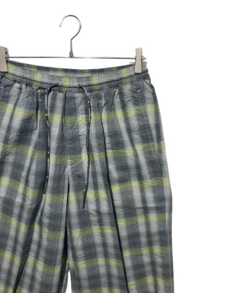 and wander（アンドワンダー）and wander (アンドワンダー) dry check easy pants グリーン×グレー サイズ:M 未使用品の古着・服飾アイテム