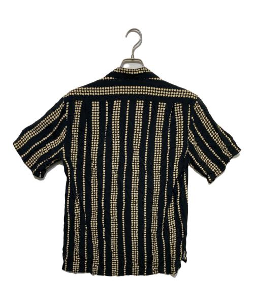 Saint Laurent Paris（サンローランパリ）Saint Laurent Paris (サンローランパリ) スターストライプS/Sシャツ ブラック サイズ:38/15の古着・服飾アイテム