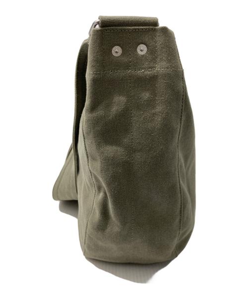 A.P.C.（アーペーセー）A.P.C. (アーペーセー) besace journal small カーキの古着・服飾アイテム