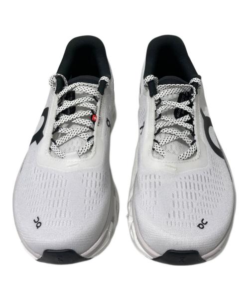 on（オン）on (オン) ローカットスニーカー ホワイト サイズ:25.5cmの古着・服飾アイテム