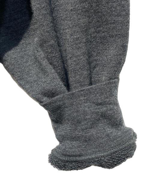 koti BEAUTY&YOUTH（コティ ビューティーアンドユース）koti BEAUTY&YOUTH (コティ ビューティーアンドユース) MERINO WOOL SWEAT グレー サイズ:Sの古着・服飾アイテム