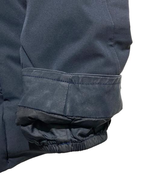 DESCENTE ALLTERRAIN（デザイント オルテライン）DESCENTE ALLTERRAIN (デザイント オルテライン) MOUNTAINEER ダウンジャケット ネイビー サイズ:Mの古着・服飾アイテム
