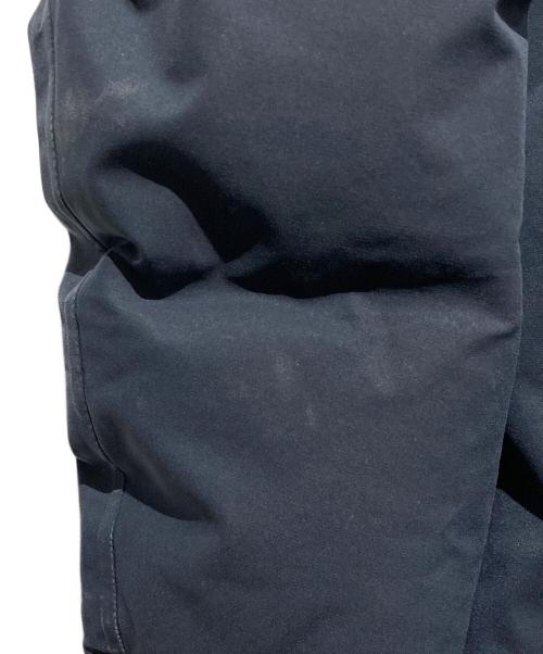 DESCENTE ALLTERRAIN（デザイント オルテライン）DESCENTE ALLTERRAIN (デザイント オルテライン) MOUNTAINEER ダウンジャケット ネイビー サイズ:Mの古着・服飾アイテム