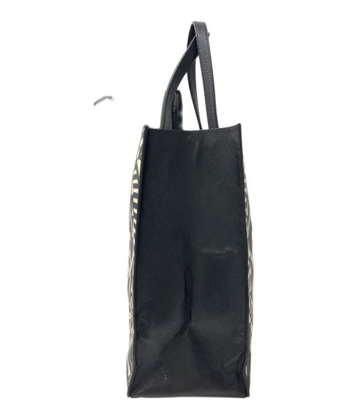 GIVENCHY（ジバンシィ）GIVENCHY (ジバンシィ) Power of Love トートバッグ ブラックの古着・服飾アイテム