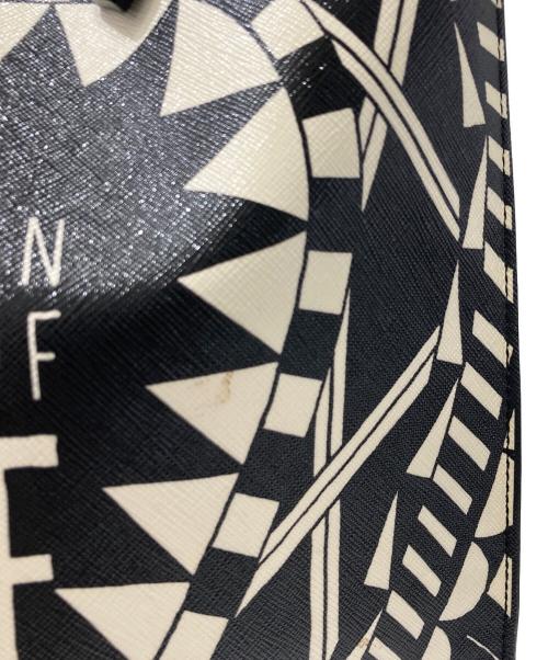 GIVENCHY（ジバンシィ）GIVENCHY (ジバンシィ) Power of Love トートバッグ ブラックの古着・服飾アイテム