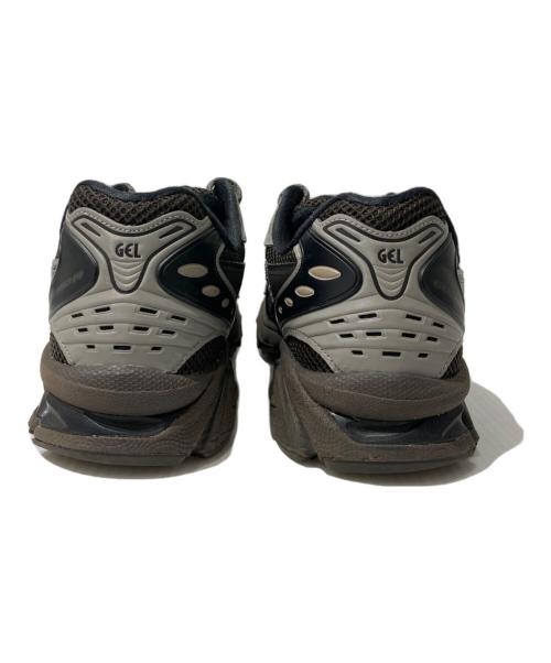 asics（アシックス）asics (アシックス) atmos (アトモス) Undermycar (アンダーマイカー) GEL-KAYANO 14 グレー サイズ:28cmの古着・服飾アイテム