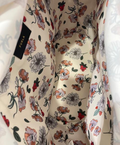 FURLA（フルラ）FURLA (フルラ) カゴバッグ ベージュ×パープルの古着・服飾アイテム