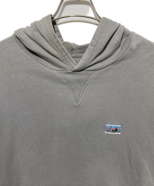 Patagonia（パタゴニア）Patagonia (パタゴニア) デイリー・フーディ・スウェットシャツ グレー サイズ:Ｌの古着・服飾アイテム
