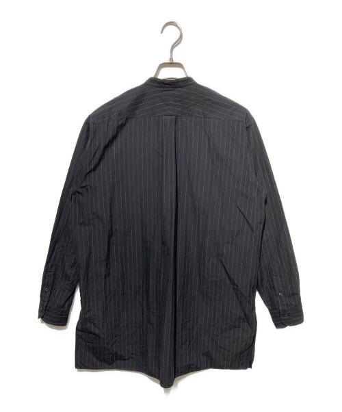 COMOLI（コモリ）COMOLI (コモリ) ストライプバンドカラーシャツ ブラック サイズ:2の古着・服飾アイテム