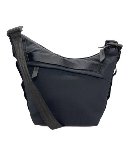 ALPAKA（アルパカ）ALPAKA (アルパカ) FLOW SATCHEL 2L ブラックの古着・服飾アイテム