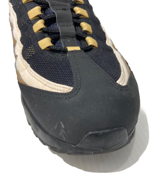 NIKE（ナイキ）NIKE (ナイキ) AIR MAX 95 OG ゴールド×ブラック サイズ:28の古着・服飾アイテム