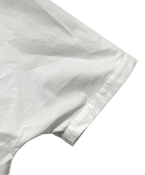 HERALBONY（ヘラルボニー）HERALBONY (ヘラルボニー) スカーフループ付きショートシャツ ホワイト サイズ:Freeの古着・服飾アイテム